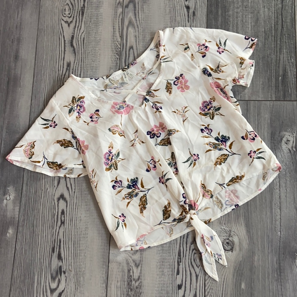 Floral top